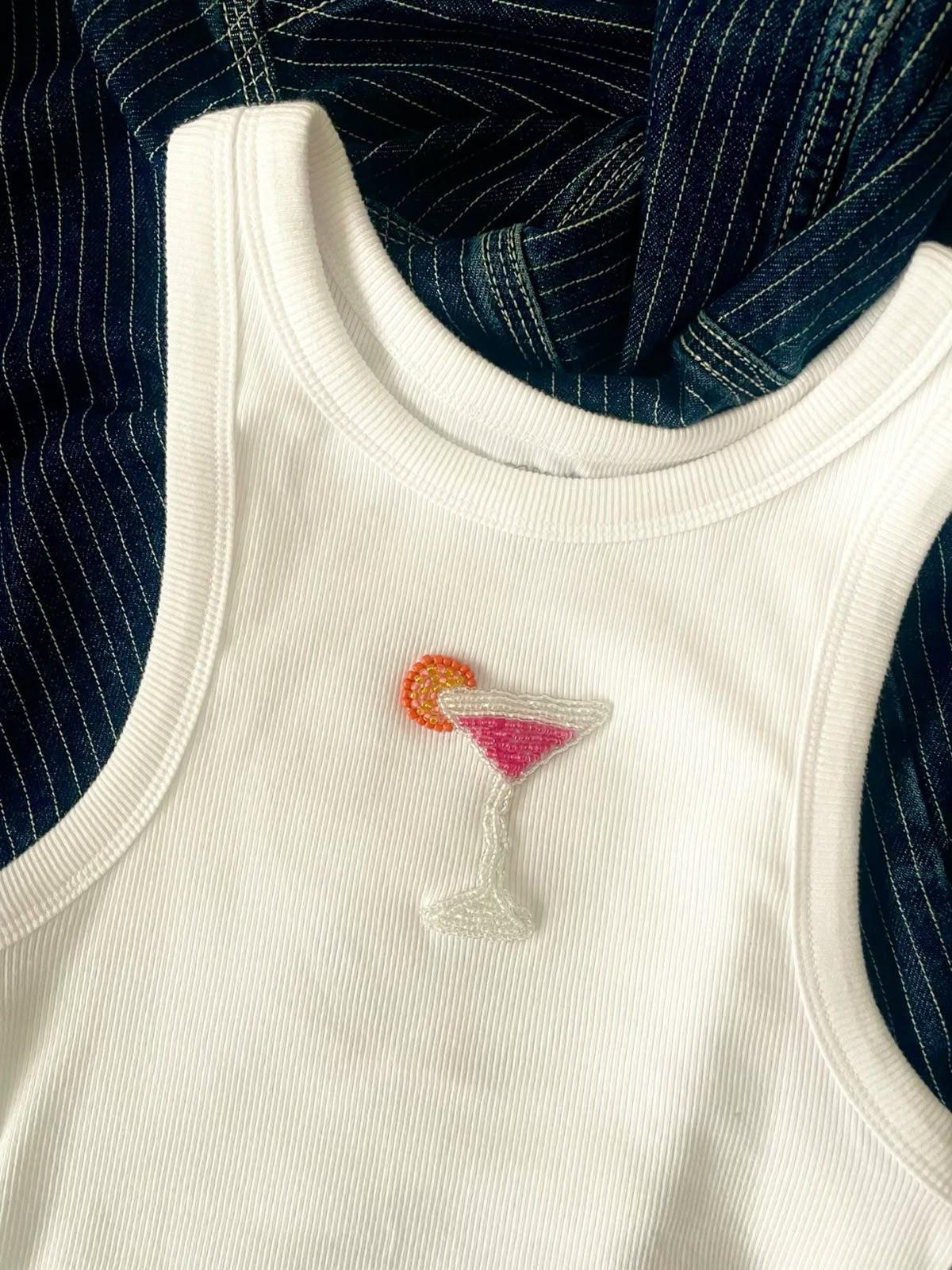 Wine glass applique top