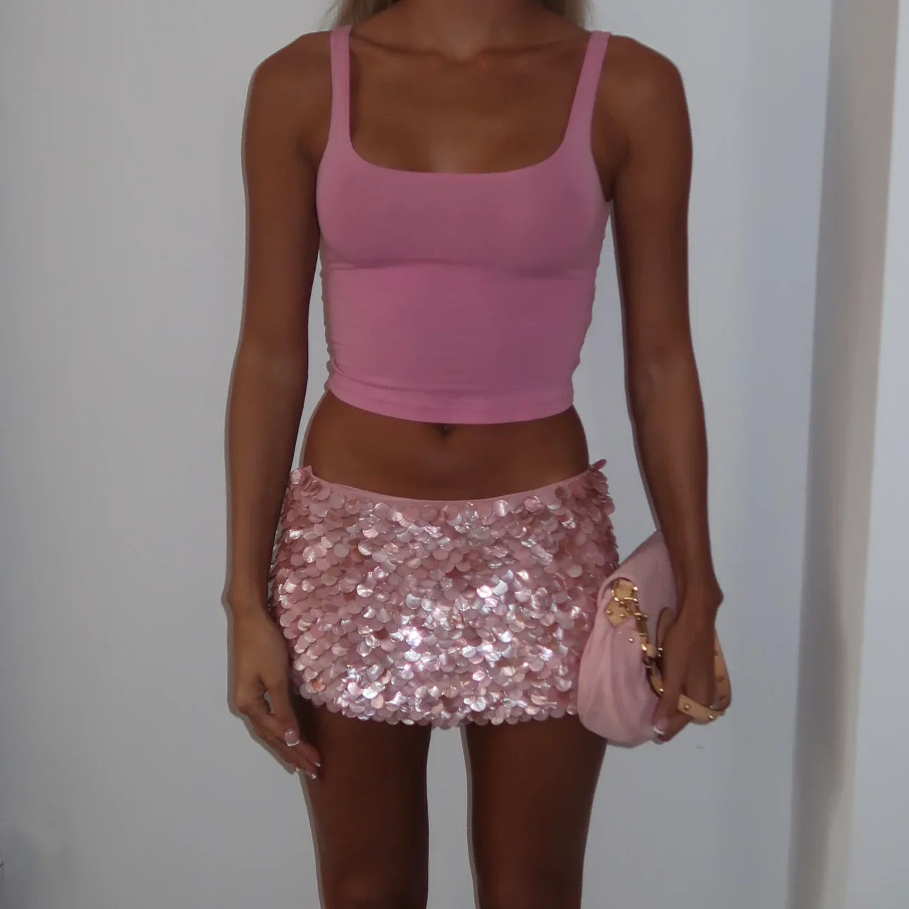Windy scale skirt
