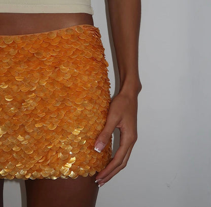 Windy scale skirt